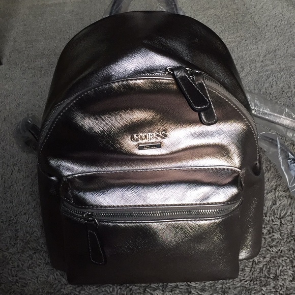 Brand new! Guess Zayn Backpack! - Picture 2 of 8
